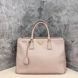 Prada Galleria Saffiano Calfskin (Dusty Pink) Large Leather Double Zip Tote